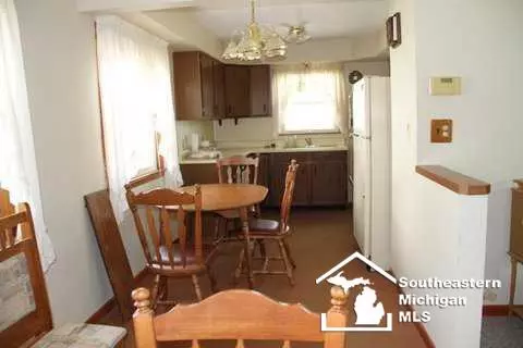 1858 Huron, Monroe, MI 48161 photo 4