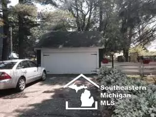 472 N Macomb, Monroe, MI 48162 photo 18