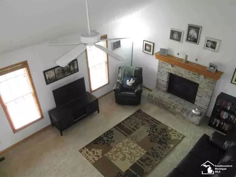 566 Webber, Temperance, MI 48182 photo 11