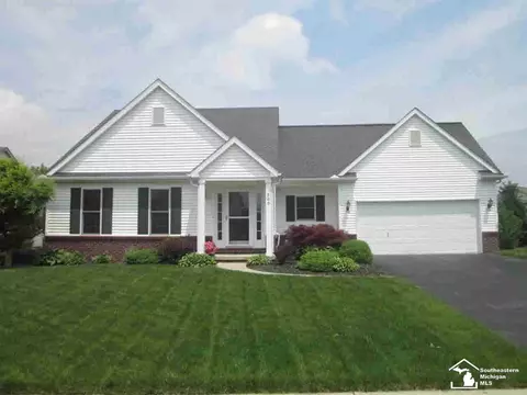 566 Webber, Temperance, MI 48182 photo 1