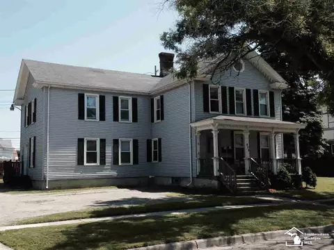 132 Tremont, Monroe, MI 48162 photo 1