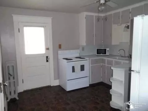 717 Cass, Monroe, MI 48161 photo 5