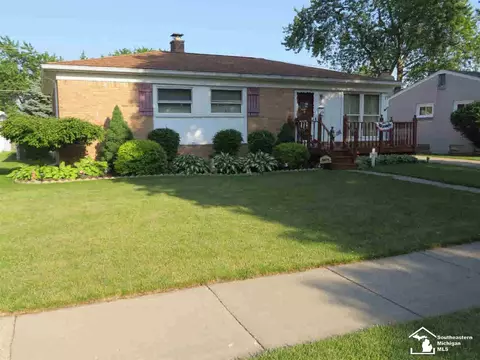 312 Theodore, Monroe, MI 48162 photo 17