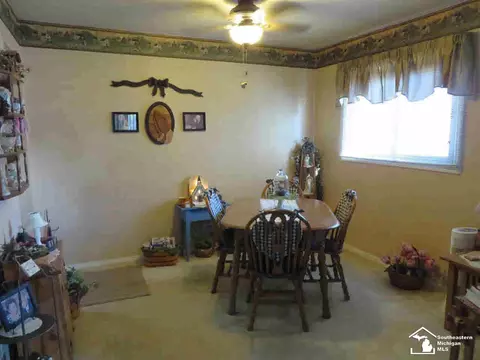 312 Theodore, Monroe, MI 48162 photo 4