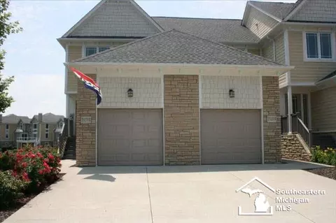 3150 Charme Hbr, Monroe, MI 48162 photo 1