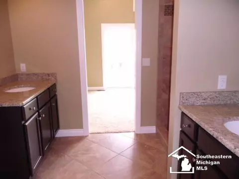 3150 Charme Hbr, Monroe, MI 48162 photo 9