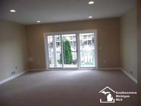 3150 Charme Hbr, Monroe, MI 48162 photo 11