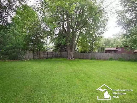 8809 Crabb, Temperance, MI 48182 photo 5