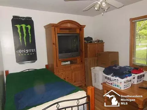 8809 Crabb, Temperance, MI 48182 photo 17