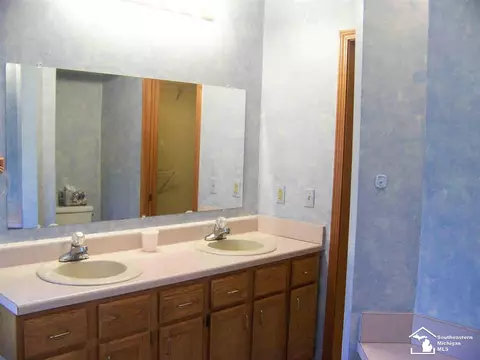 1332 Brandywine, Temperance, MI 48182 photo 8