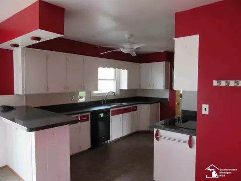 7720 Scofield, Maybee, MI 48159 photo 2