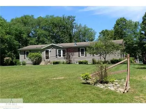 7916 Coonhill, Munith, MI 49259 photo 1