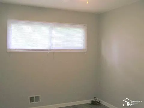 1114 Oakmont, Temperance, MI 48182 photo 12