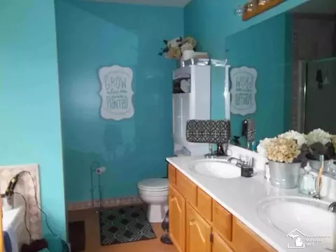 1000 Fix, Monroe, MI 48162 photo 18