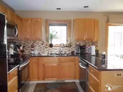 1000 Fix, Monroe, MI 48162 photo 23