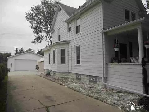1539 Monroe, Carleton, MI 48117 photo 3