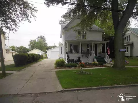 1539 Monroe, Carleton, MI 48117 photo 2