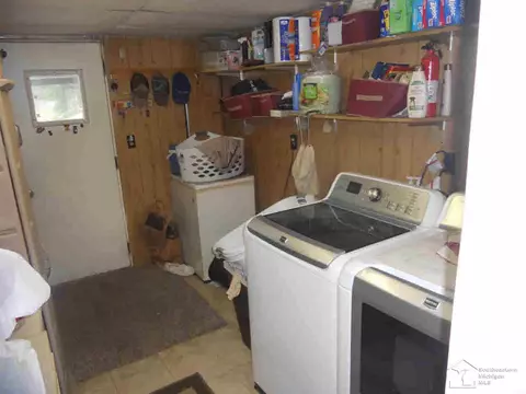 1539 Monroe, Carleton, MI 48117 photo 13