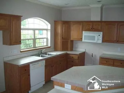 3072 6th, Monroe, MI 48162 photo 4