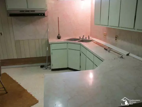 2730 Nadeau, Monroe, MI 48162 photo 25