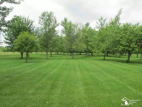 2730 Nadeau, Monroe, MI 48162 photo 6