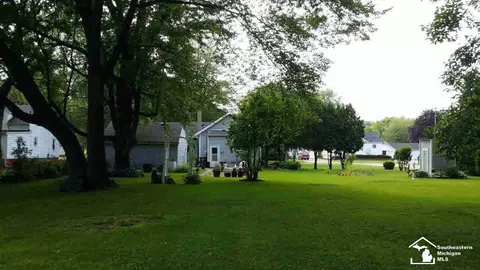 1648 Meadow, Monroe, MI 48162 photo 3
