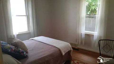 202 Tremont, Monroe, MI 48162 photo 6