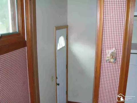 630 Bentley, Monroe, MI 48162 photo 9