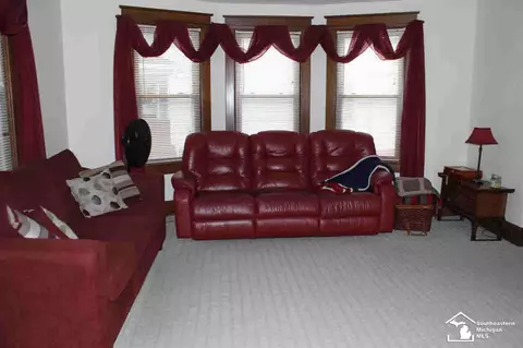 430 Sackett, Monroe, MI 48161 photo 4