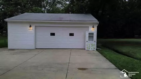 328 Ash, Carleton, MI 48117 photo 12