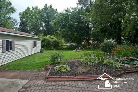 739 Mildred, Temperance, MI 48182 photo 12