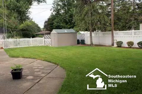 905 Wolverine, Monroe, MI 48161 photo 4