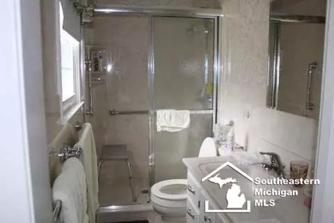 905 Wolverine, Monroe, MI 48161 photo 16