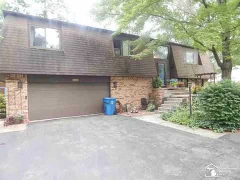 1425 Longfellow, Temperance, MI 48182 photo 1