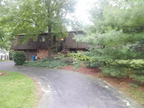 1425 Longfellow, Temperance, MI 48182 photo 2