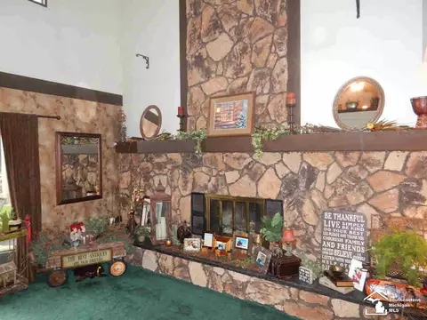 1425 Longfellow, Temperance, MI 48182 photo 11