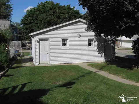 531 E Fifth, Monroe, MI 48161 photo 20