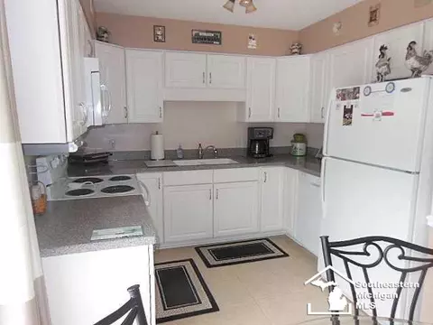 1733 Heather, Temperance, MI 48182 photo 12
