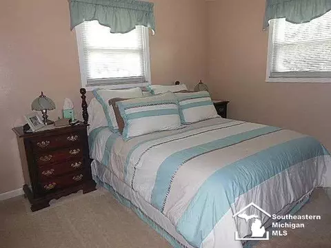 1733 Heather, Temperance, MI 48182 photo 23
