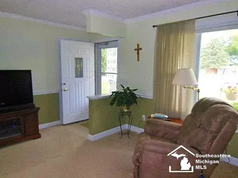1733 Heather, Temperance, MI 48182 photo 8
