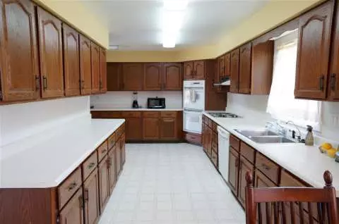 3327 Seymour, Jackson, MI 49201 photo 4