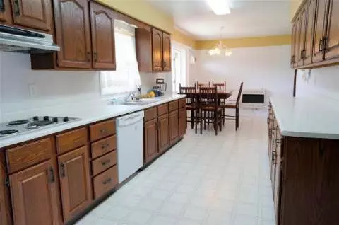 3327 Seymour, Jackson, MI 49201 photo 6