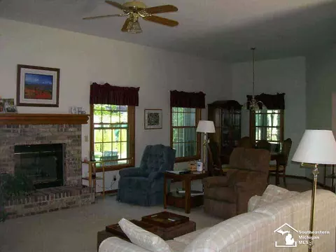 7333 Silo, Temperance, MI 48182 photo 3