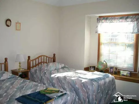 7333 Silo, Temperance, MI 48182 photo 11