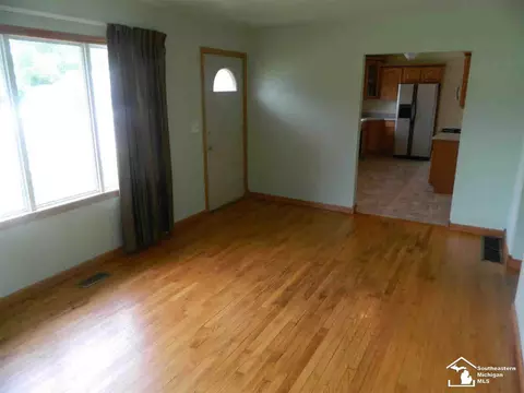 905 Patterson, Monroe, MI 48161 photo 6