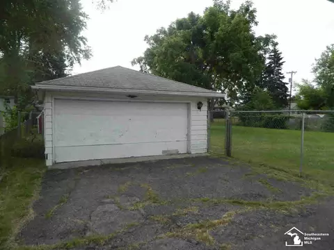 905 Patterson, Monroe, MI 48161 photo 3