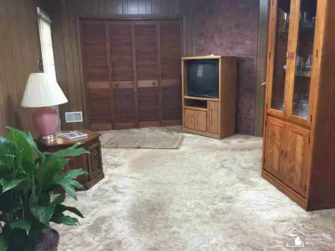940 Fix, Monroe, MI 48162 photo 9