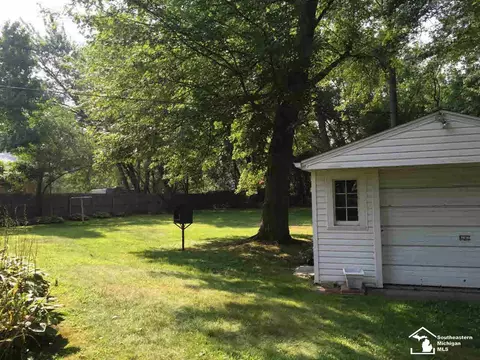 940 Fix, Monroe, MI 48162 photo 6
