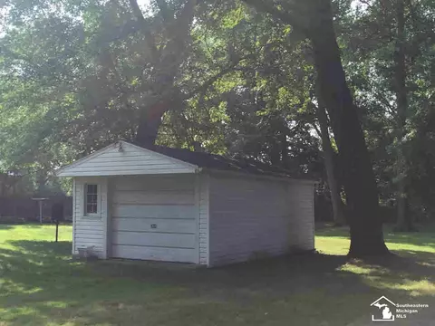 940 Fix, Monroe, MI 48162 photo 7