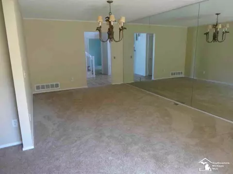 7679 Coventry, Temperance, MI 48182 photo 7